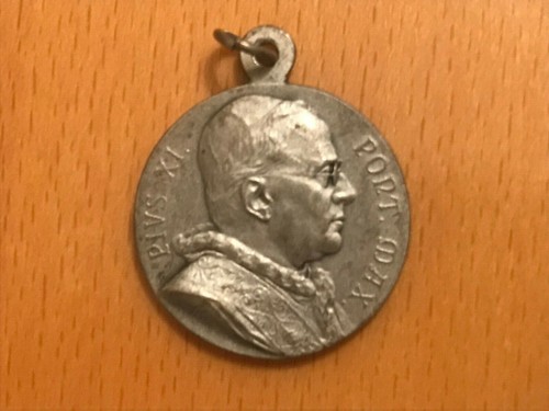 Anhänger papst pius 1933 - anhänger,