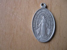 Pilger Medaille, Anhänger